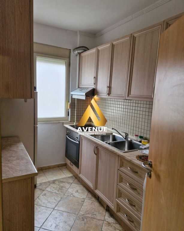 APPARTAMENTO 2+1 IN AFFITTO – VASIL SHANTO, TIRANA