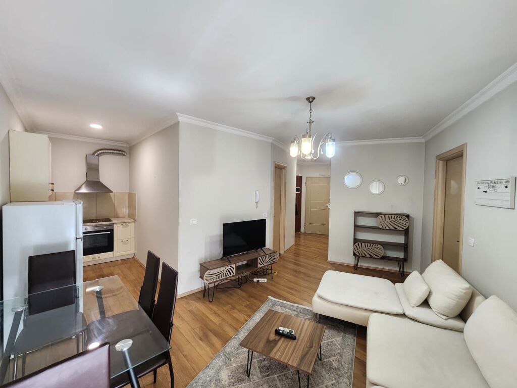 1+1 for rent at Ana complex, 40,000 leke