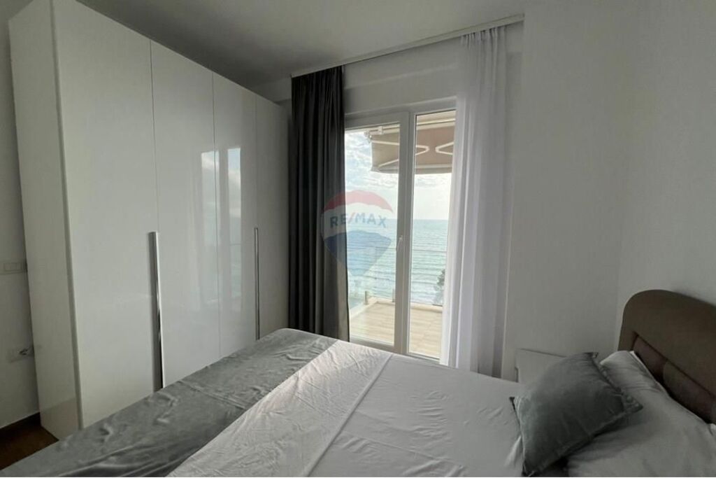 🏡 Apartament 2+1 + parkim për shitje – Shëngjin (Kune, Lezhë)