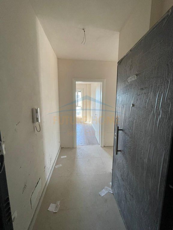 Shitet, Apartament 2+1+2, Trio Towers, Don Bosko