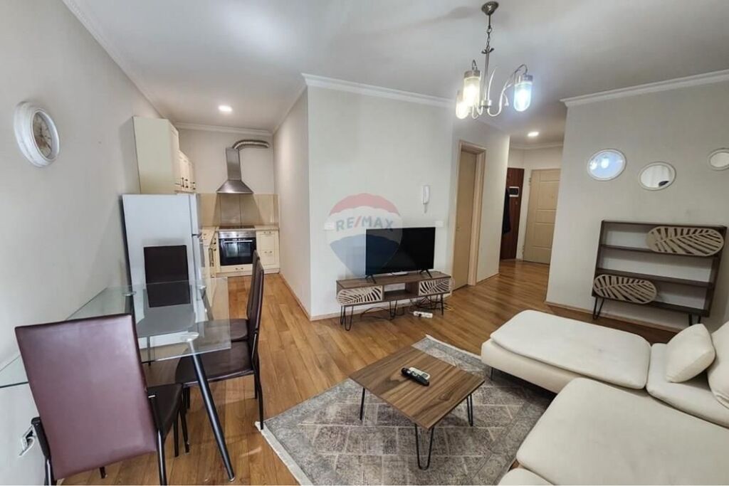 Apartament 1+1 per qira te Kompleksi AnA!