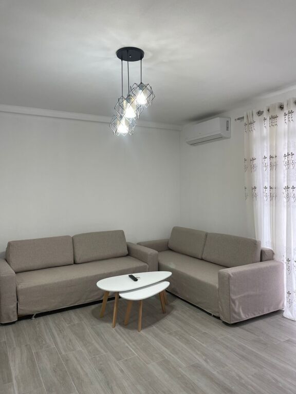 JEPET ME QERA APARTAMENT 3+1 – RRUGA 5 MAJI