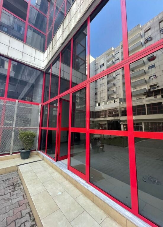 Business premises/ shop for sale at the Terminal