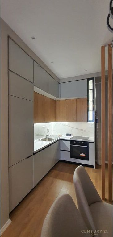 TEK TIRANA GARDEN BUILDING JAPIM ME QIRA APARTAMENT LUKSOZ 1+1 + POST PARKIMI