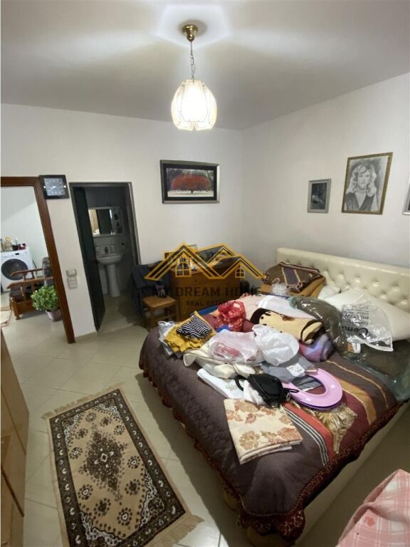 SHITET SHTEPI PRIVATE NE PORTO ROMANO DURRES !!