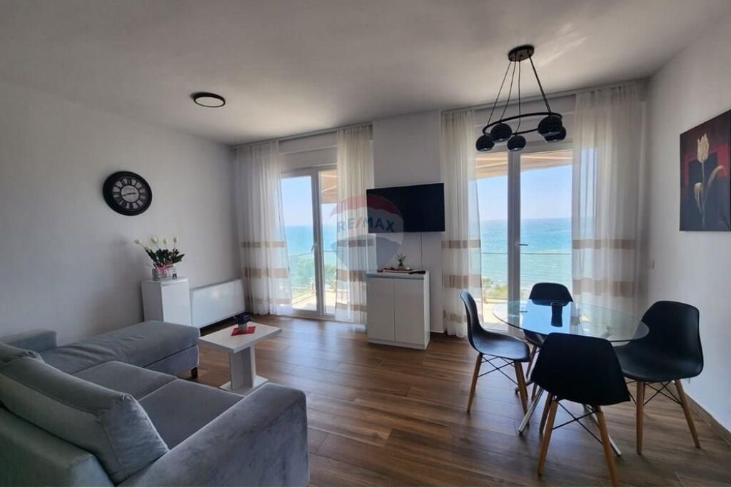 🏡 Apartament 2+1 + parkim për shitje – Shëngjin (Kune, Lezhë)