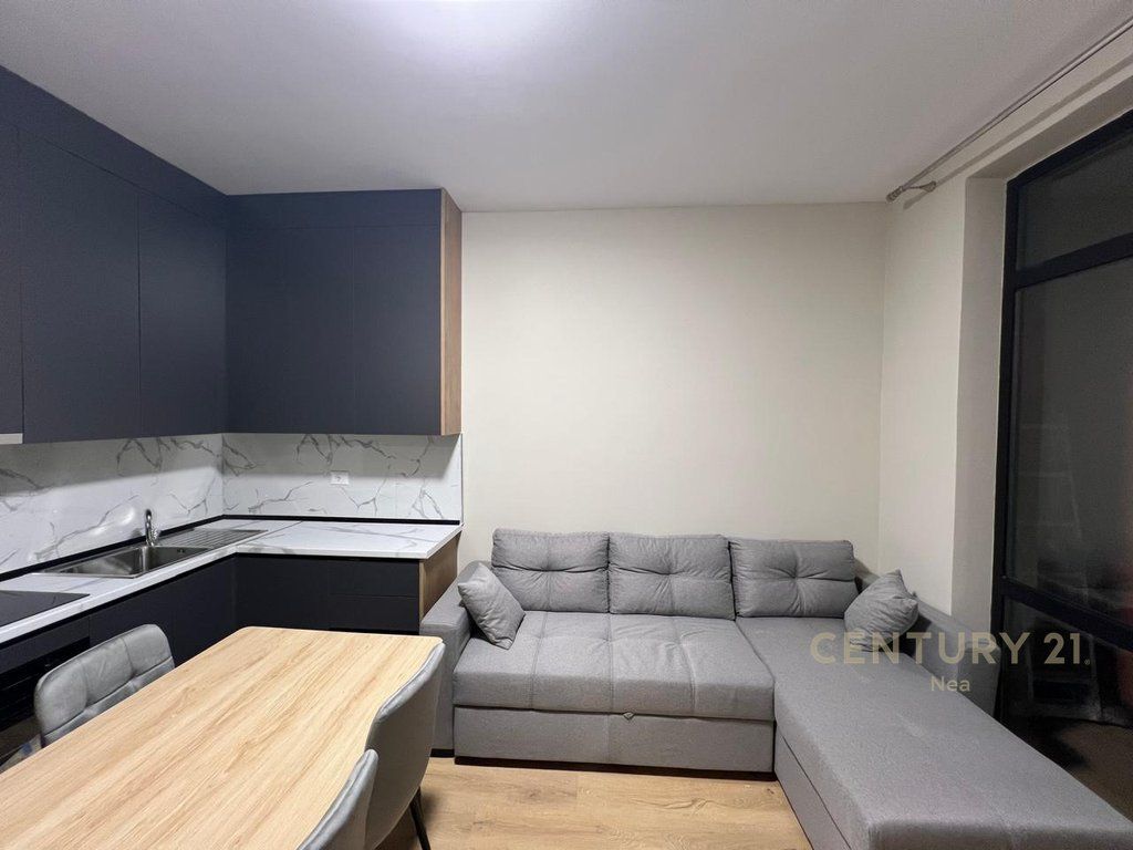 SHITET APARTAMENT 2+1 TE REZIDENCA PLATINIUM- BULEVARDI I RI