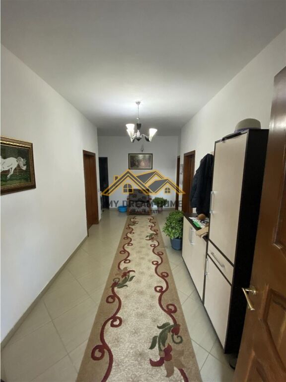 SHITET SHTEPI PRIVATE NE PORTO ROMANO DURRES !!