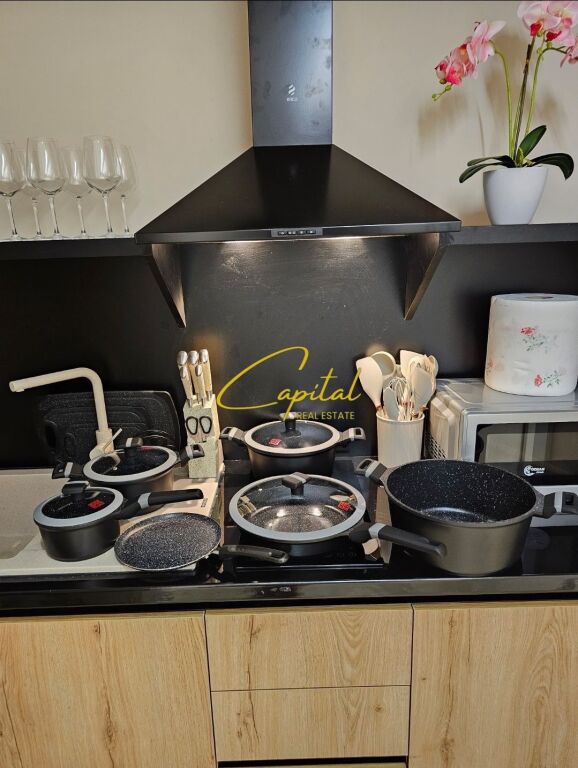 APARTAMENT ME QIRA 2+1 MEDRESEJA 1.200 EURO