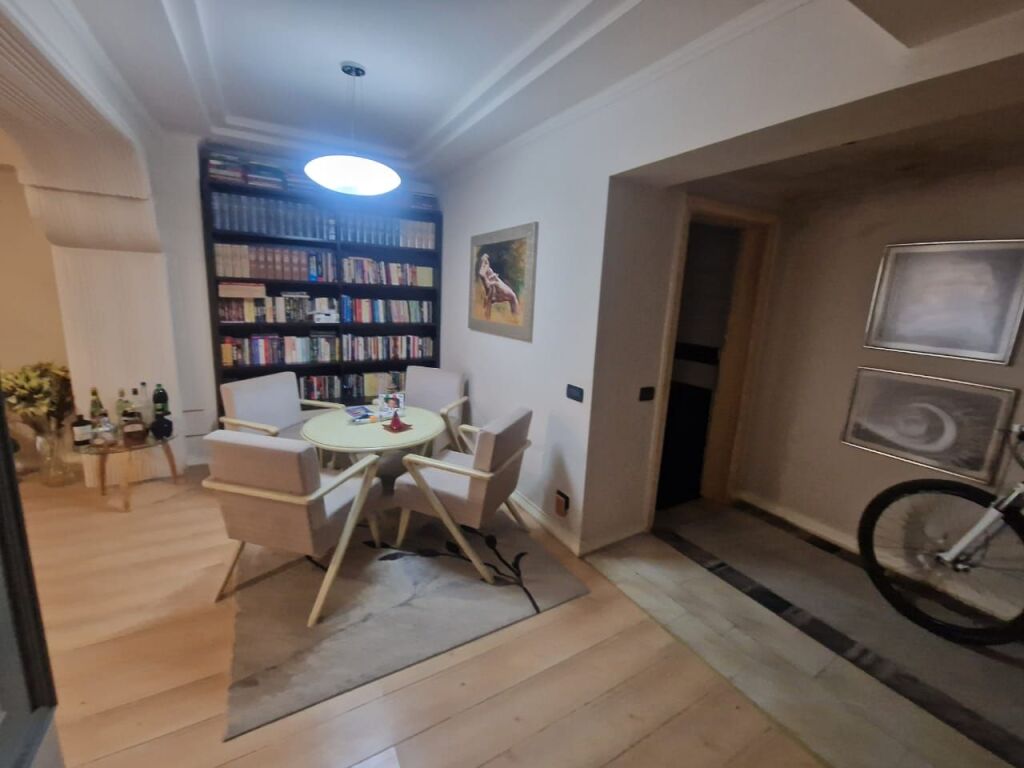 Shitet apartament  2+1+2  mbrapa  Air Albania