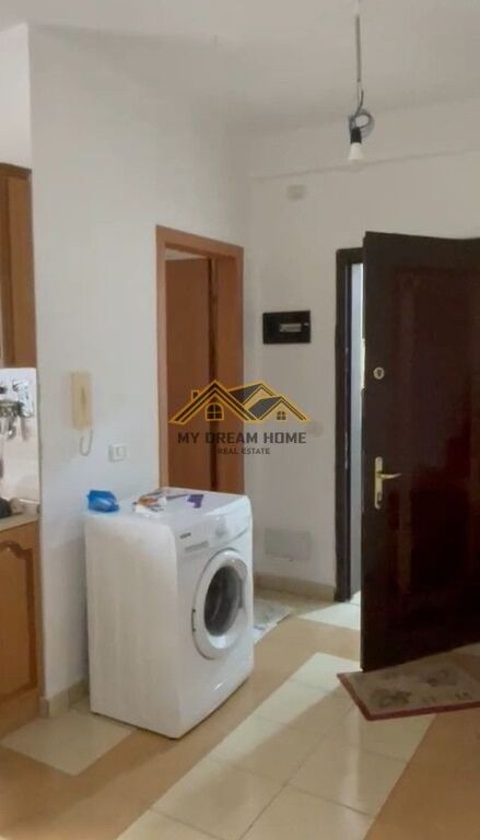 SHITET APARTAMENT 2+1 TEK SHKEMBI I KAVAJES!