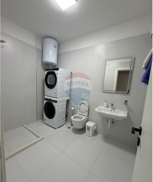 Apartament 2+1+2+Parkime me qera Pocelan