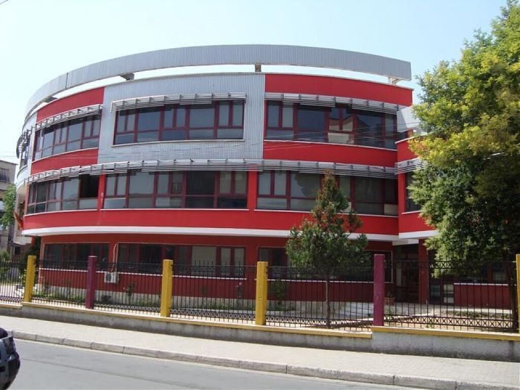 SHITET APARTAMENT 1+1,PAZARI I RI,SHKOLLA E KUQE