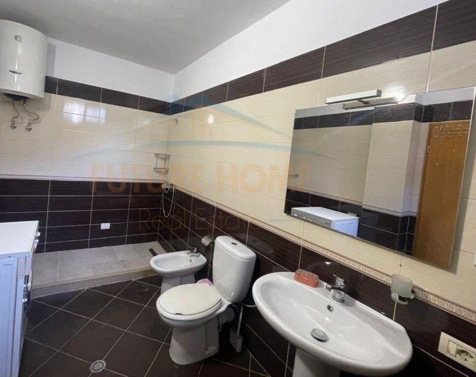 Rent, Apartment 2+1, Red School, Tirana