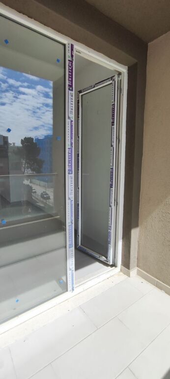 🏡 Shitet Apartament 2+1 në Golem – Ndërtim i Ri