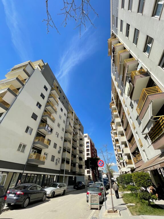 Vendesi in vendita 1+1, Complesso E88, Via Dritan Hoxha