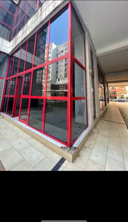 Business premises/ shop for sale at the Terminal