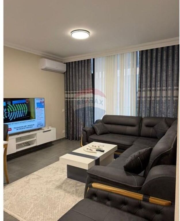 Apartament 2+1+2+Parkime me qera Pocelan