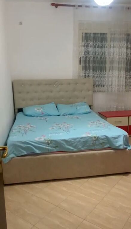 Apartament 1+1 me Qera Prane Eftali Koçit ne Durres
