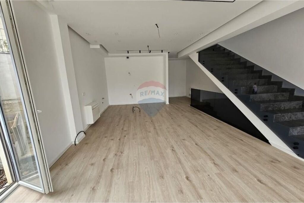 Villa - For Rent - FZ Residence, Tirana