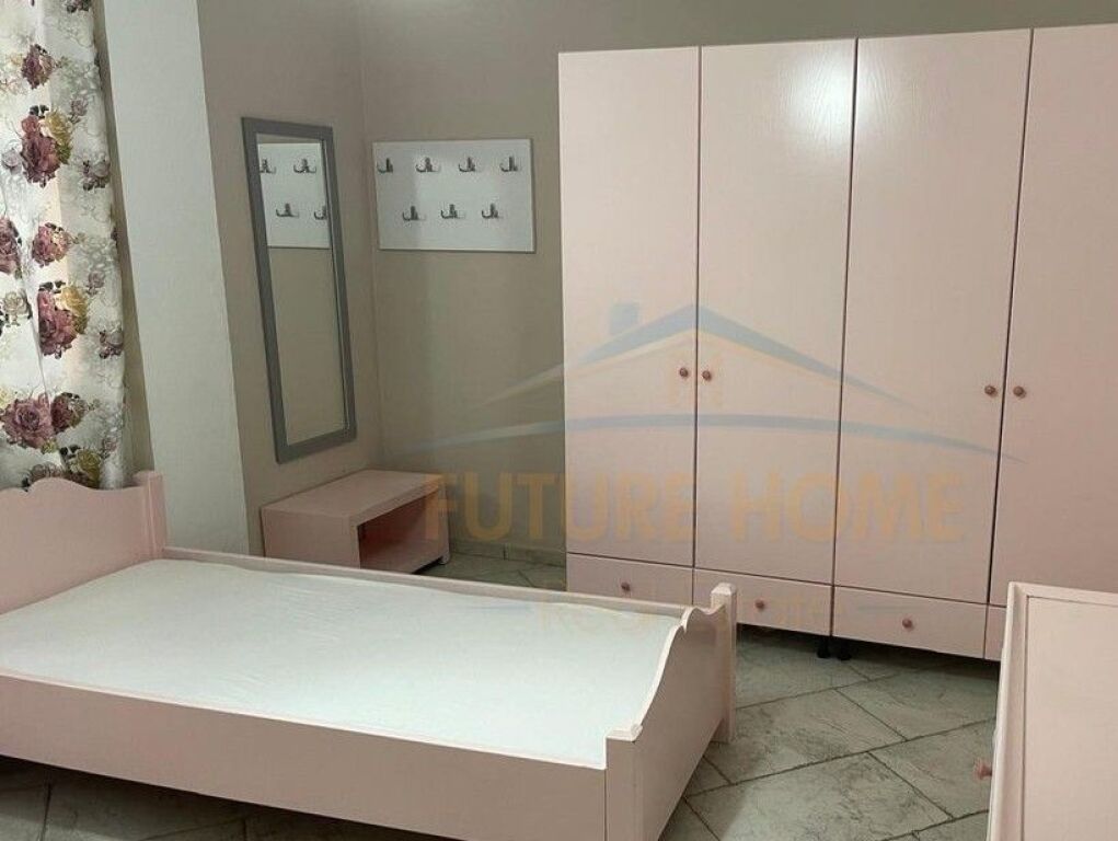 Rent, Apartment 2+1, Red School, Tirana