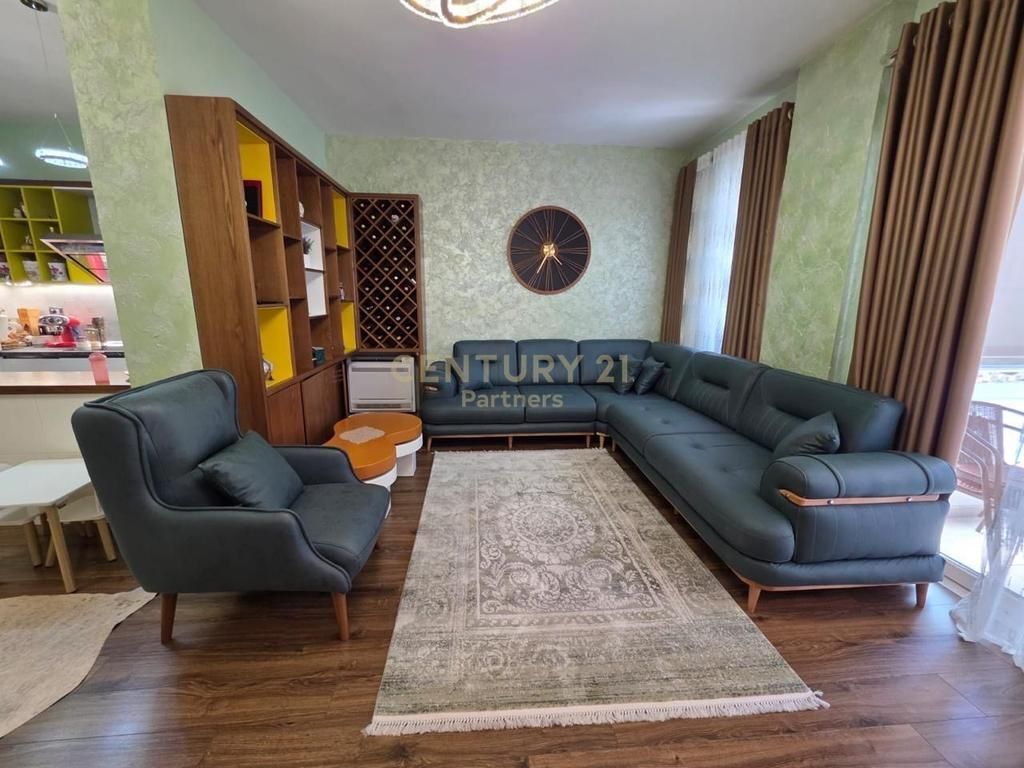FOR RENT 2+1 APARTMENT IN FRESK !