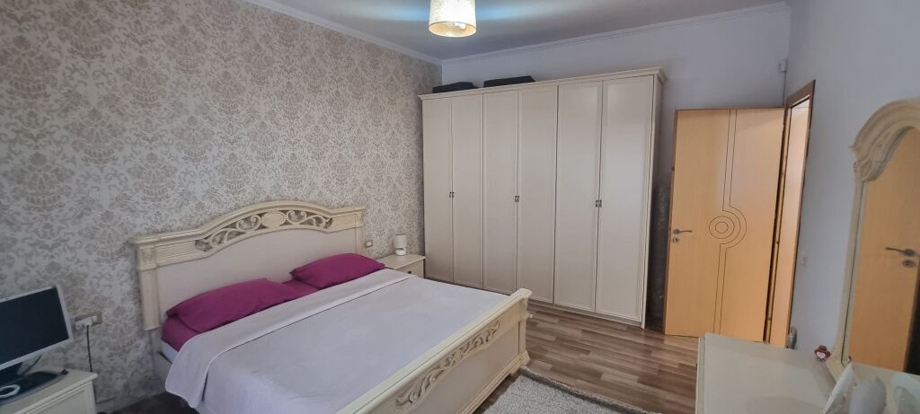 EKSKLUZIVE- Vilë 2-Katëshe për Shitje në Yrshek! 290,000 € Sip. Totale  374m2