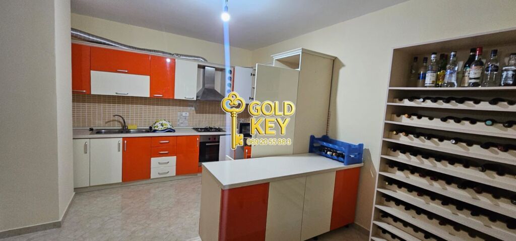 SHITET APARTAMENT 2+1 PLAZH DURRES