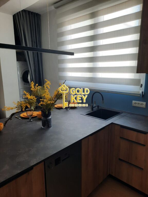 SHITET GAZONIERE PJESERISHT PAMJE DETI PLAZH DURRES