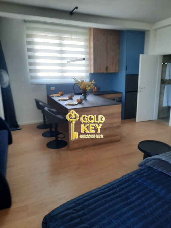 SHITET GAZONIERE PJESERISHT PAMJE DETI PLAZH DURRES