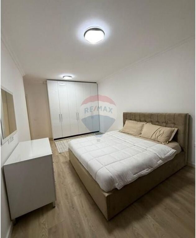 Apartament 2+1+2+Parkime me qera Pocelan