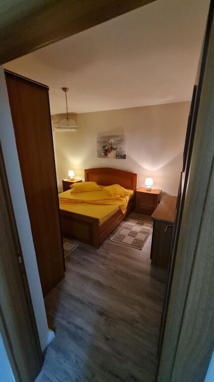 Shitet Apartament 1+1  Medrese   