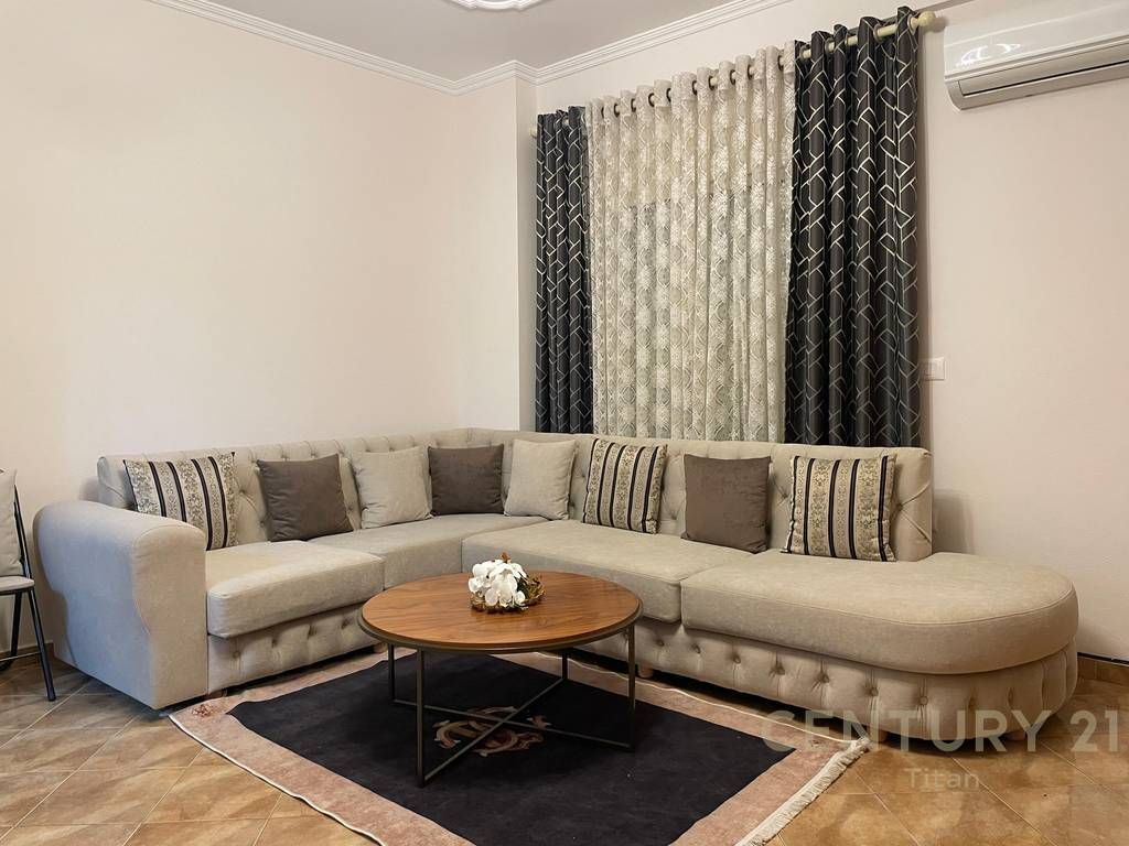 Shitet apartament 1+1 ne Don Bosco 140,000 € Sip. Totale  68m2