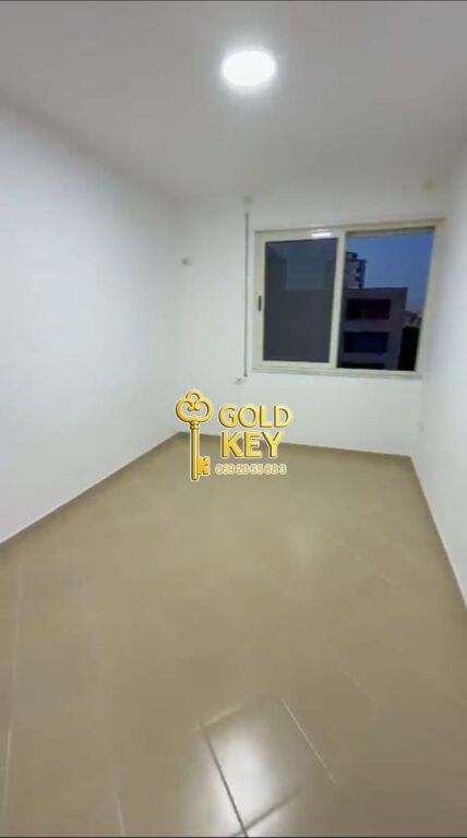 SHITET 2+1+2+2 BALLKONE VIJE E PARE DHE PAMJE ME DETIN