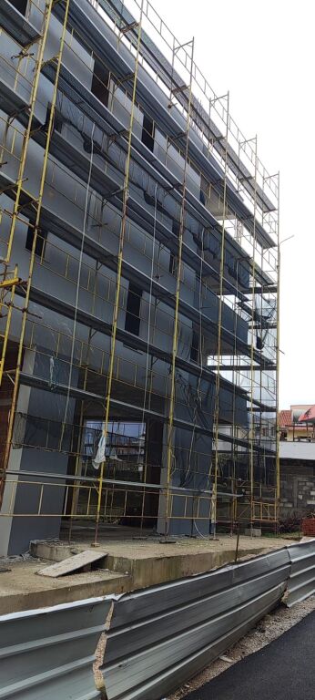 🏠Shitet Apartament 2+1 ne ndertim ne Ali Dem