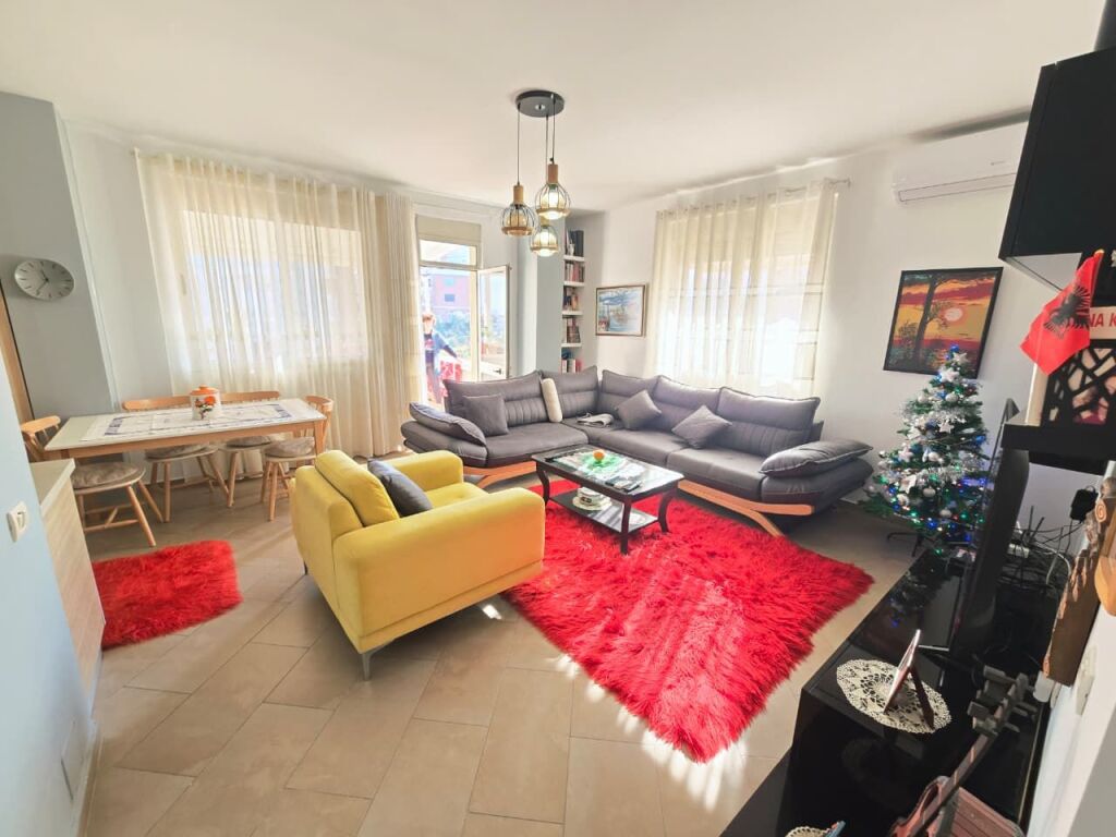 🔥Shitet super apartament 2+1 me 2 veranda tek Kodra e Diellit🔥