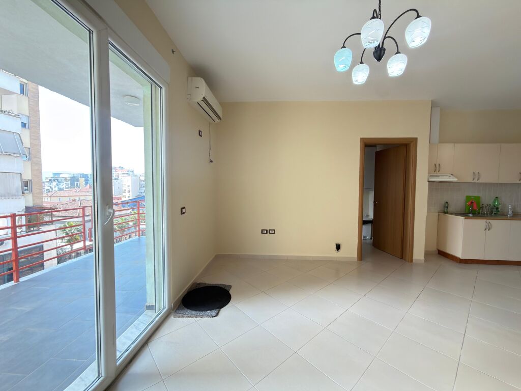 Office space for rent! Pazari i Ri