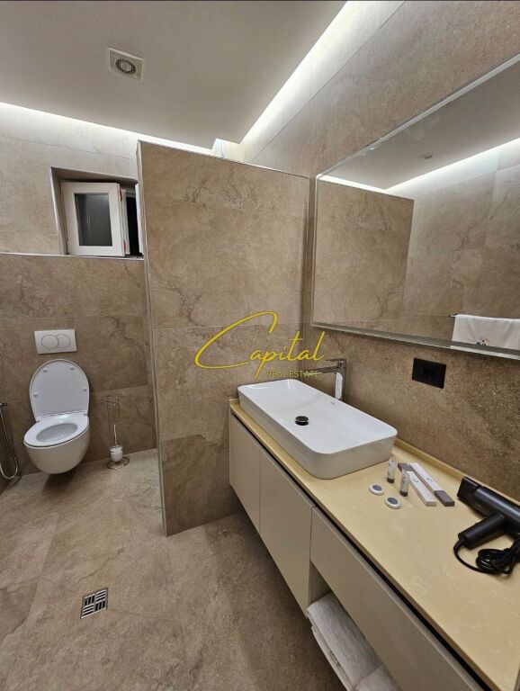APARTAMENT ME QIRA 2+1 MEDRESEJA 1.200 EURO