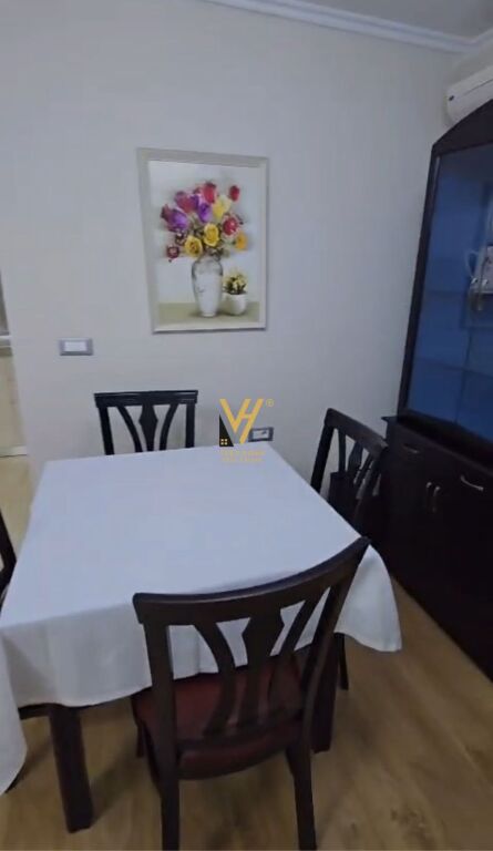 AFFITTASI APPARTAMENTO 1+1 A VASIL SHANTO 550 EURO