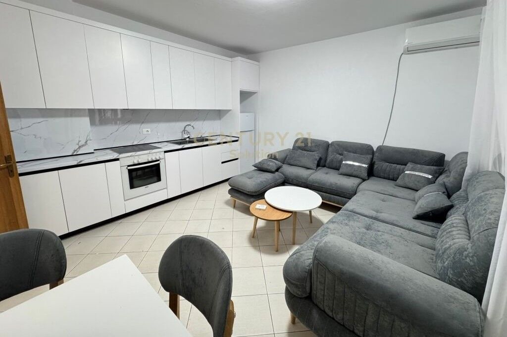 ASTIR, APARTAMENT 1+1 PER QIRA