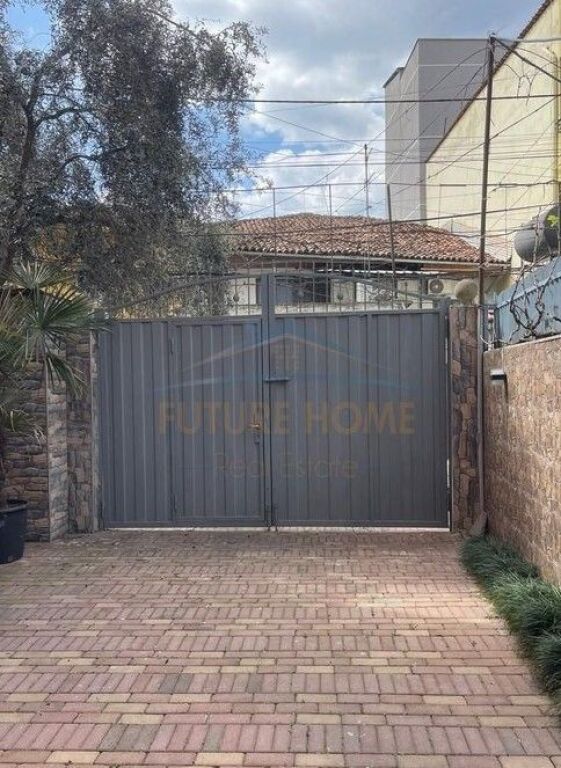 Rent, Apartment 2+1, Red School, Tirana