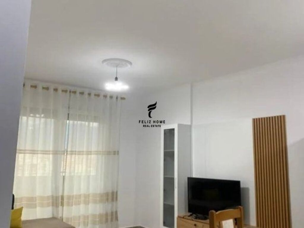 APARTAMENT ME QERA 1+1 RRUGA E KAVAJES 55.000 LEKE FH-66385