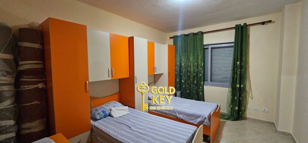 SHITET APARTAMENT 2+1 PLAZH DURRES