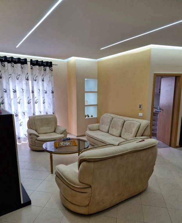 APPARTAMENTO IN AFFITTO – VIA NDREKO RINO