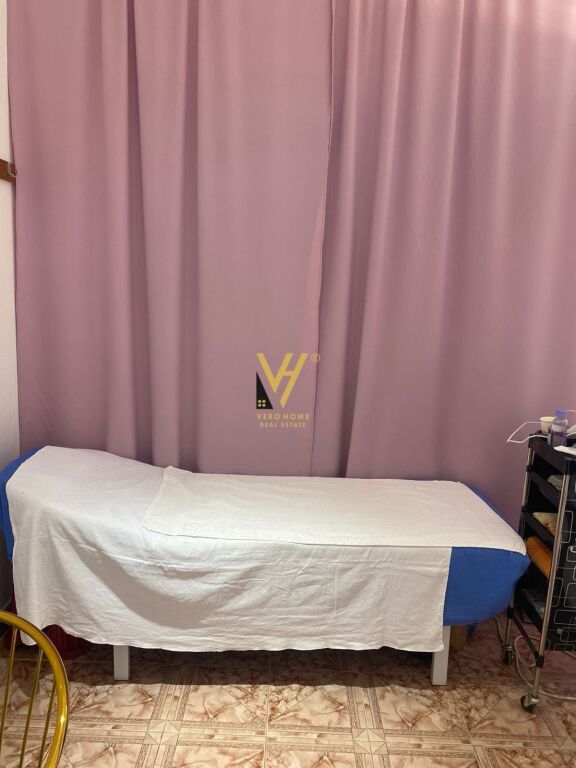 BUSINESS PREMISES 15 M2 FOR RENT IN ASTIR 150 EURO