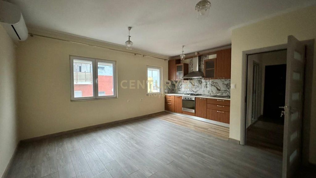 Appartamento 2+1 in vendita a Allias, di fronte alla Stazione di Polizia n. 4, Tirana - 105.000€ | 75,7 m²-105.000 EURO!