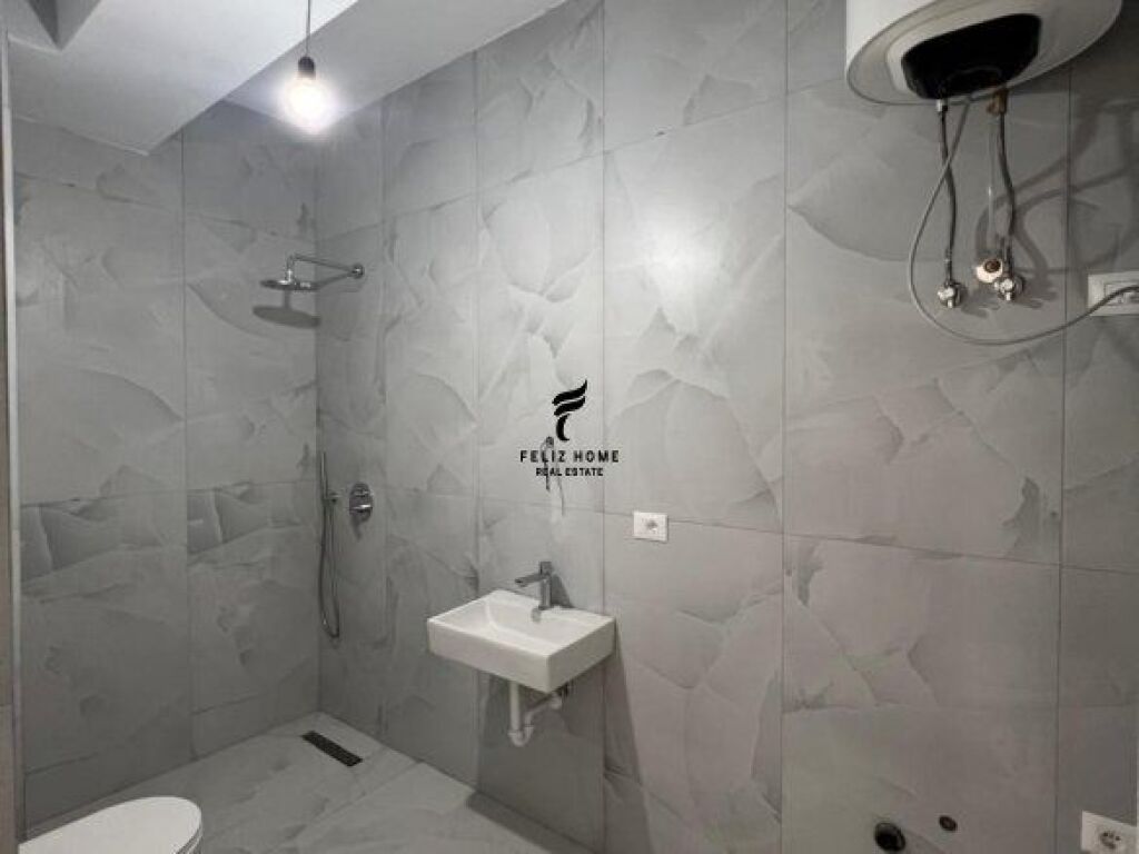 SHITET APARTAMENT 1+1 ALI DEMI 11.000.000 LEKE FH-66379