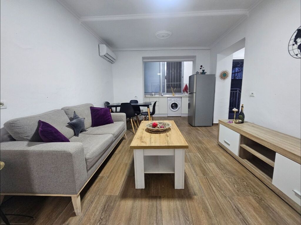 Appartamento 1+1 in affitto vetri