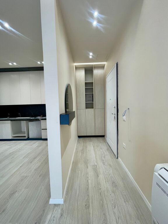 Apartament 2+1 Me Qera te Kompleksi Delijorgji!