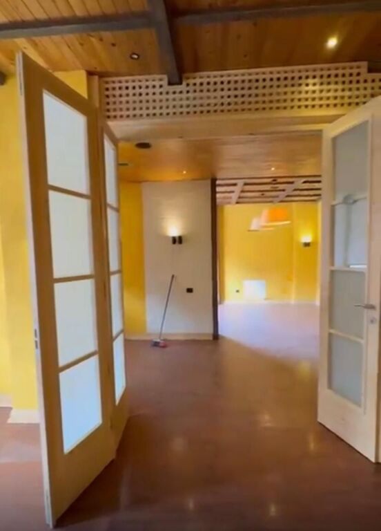 BUSINESS PREMISES FOR SALE IN DON BOSCO 1000 M2